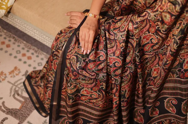 Black_Chanderi_Cotton_Saree