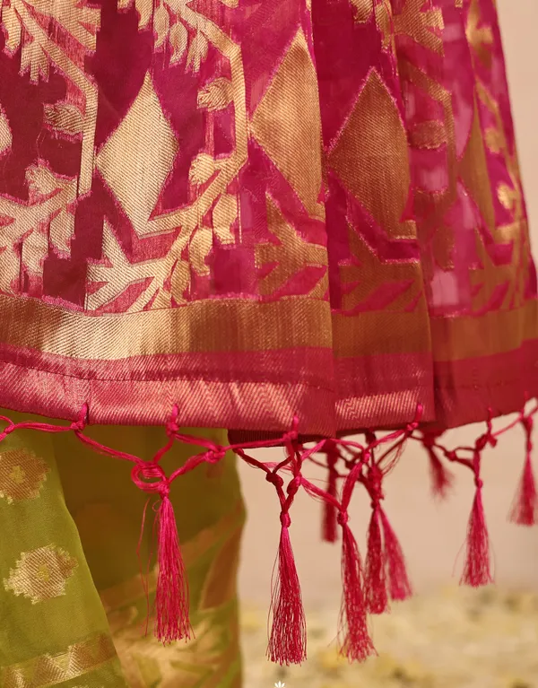 Green_And_Red_Banarasi_Organza_Saree