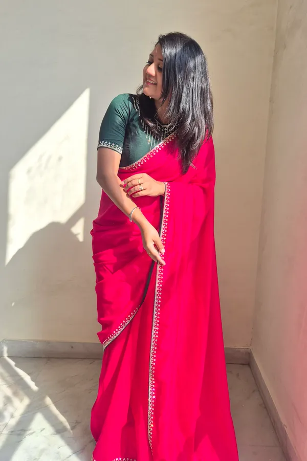 Pink_Crepe_Satin_Saree