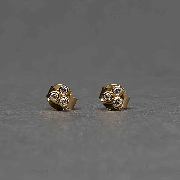 Classic_Trio_Diamonds_Stud_Earrings