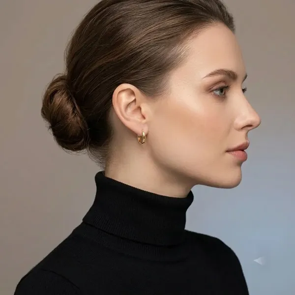 Classic_Hoop_Earring