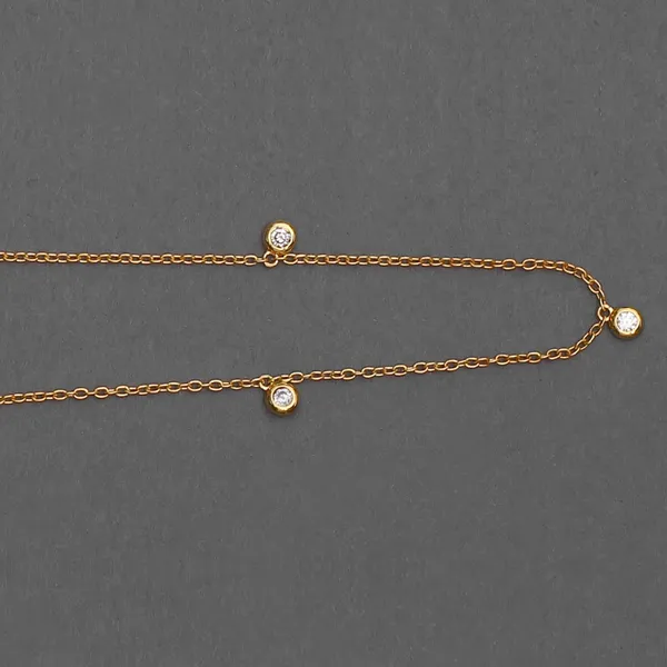 Minimal_Bezel-Set_Diamond_Station_Chain_Necklace