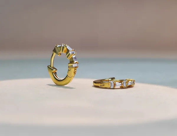 Classic_Baguette_Diamonds_Earrings