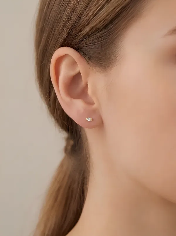 Classic_Diamonds_Stud_Earring