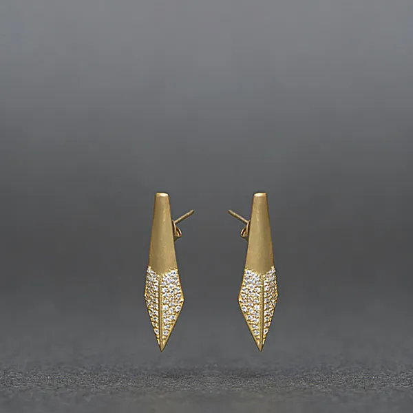 Geometric_Drop_Earrings_With_Black_Cz