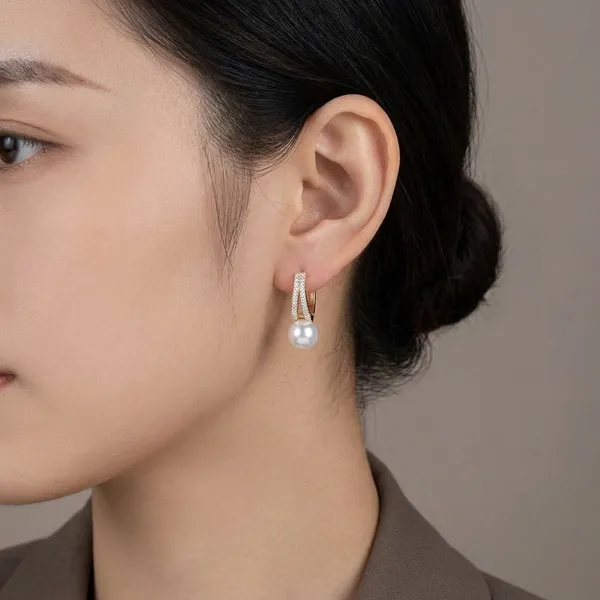 Pearl_&_Diamond_Hoop_Earring