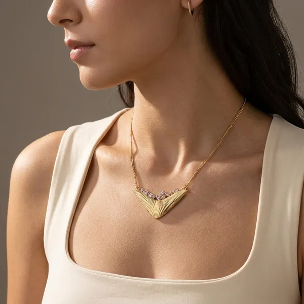 V-Shape_Pendant