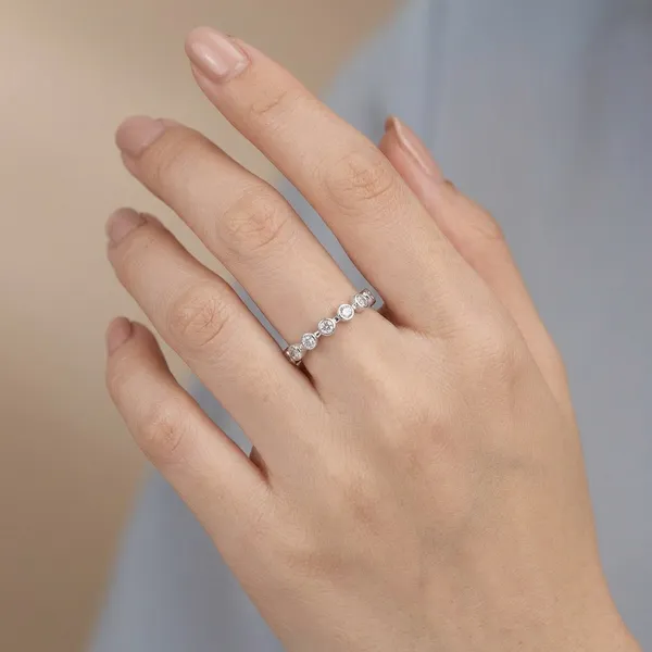 Classic_Bezel_Set_Band_Ring