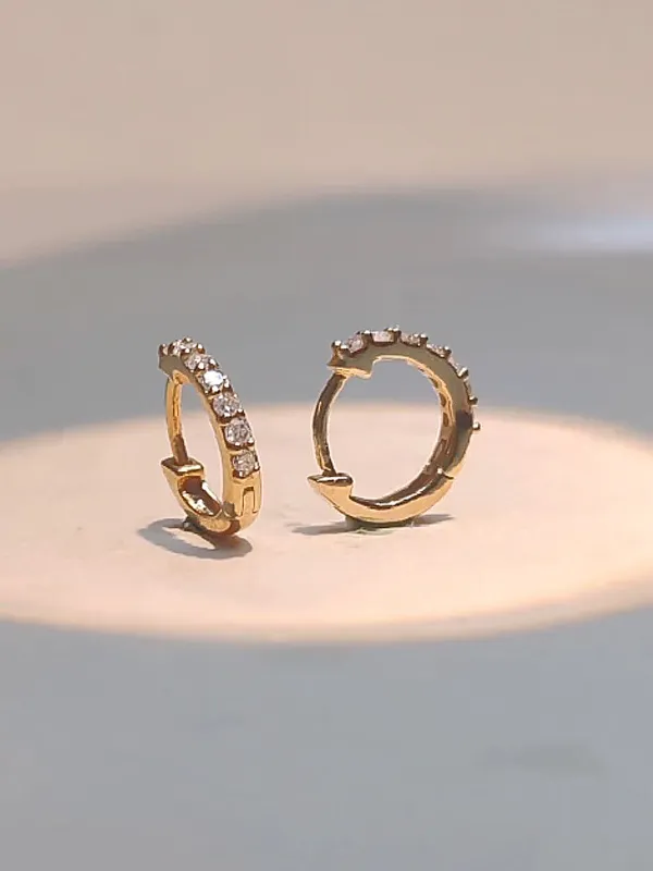 Classic_Diamond_Hoop_Earrings