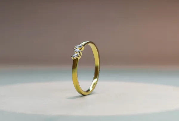 Delicate_Triple_Diamond_Minimalist_Ring