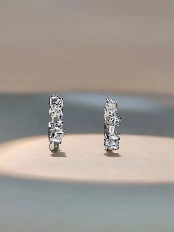 Classic_Baguette_Diamond_Earrings