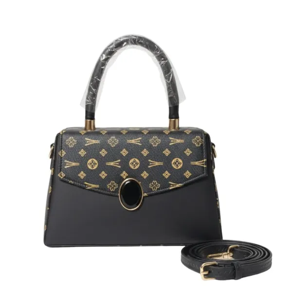 Black_Stylish_Pu_Leather_Handbag_For_Women_And_Girls