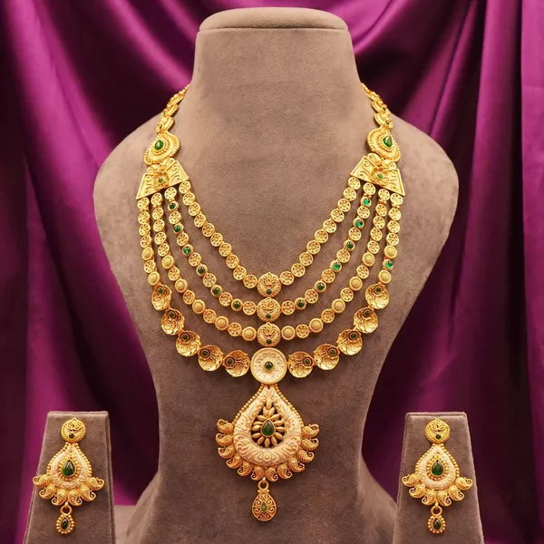 Yellow_Brass_Premium_And_Elegant_Necklace__For_Women