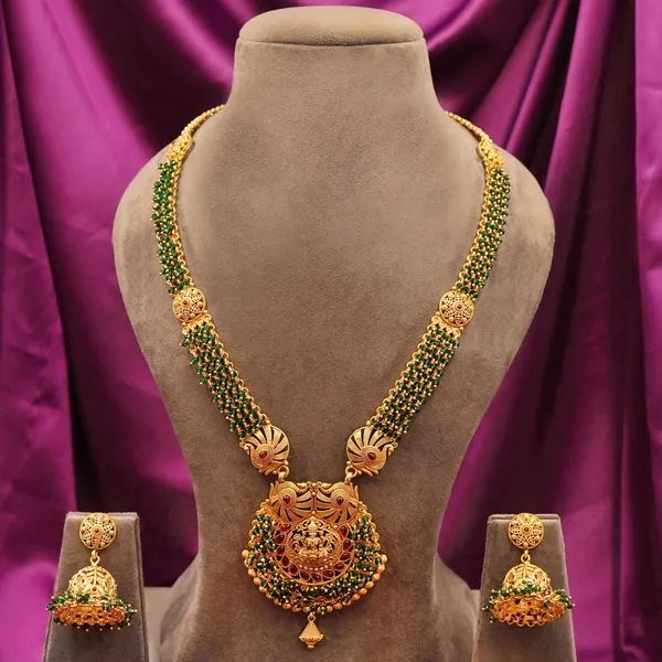 Yellow_Brass_Premium_And_Elegant_Necklace__For_Women