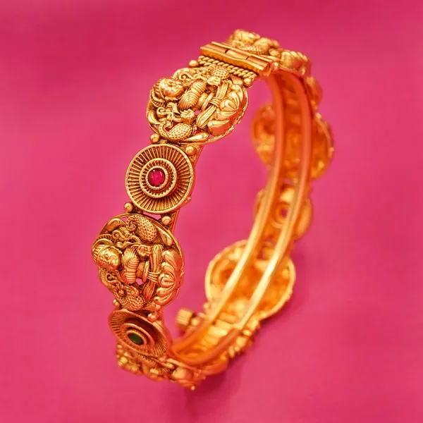 Yellow_Brass_Premium_And_Elegant_Bangle_For_Women