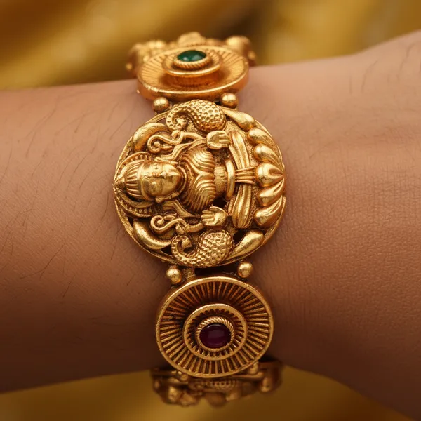 Yellow_Brass_Premium_And_Elegant_Bangle_For_Women