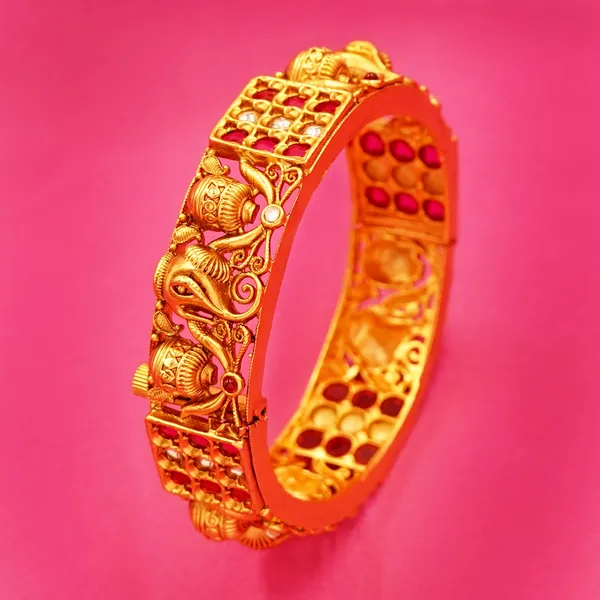 Yellow_Brass_Premium_And_Elegant_Bangle_For_Women