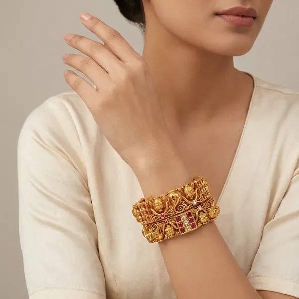 Yellow_Brass_Premium_And_Elegant_Bangle_For_Women