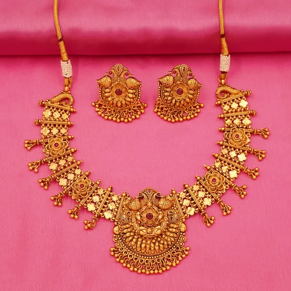 Yellow_Brass_Premium_And_Elegant_Necklace__For_Women