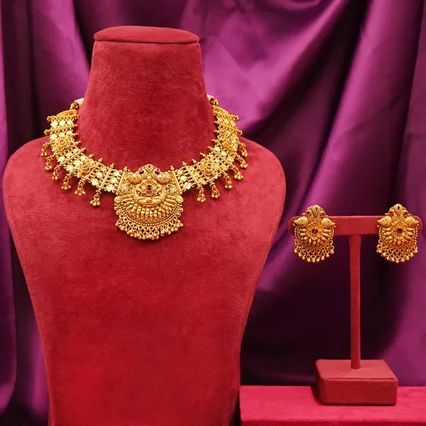 Yellow_Brass_Premium_And_Elegant_Necklace__For_Women
