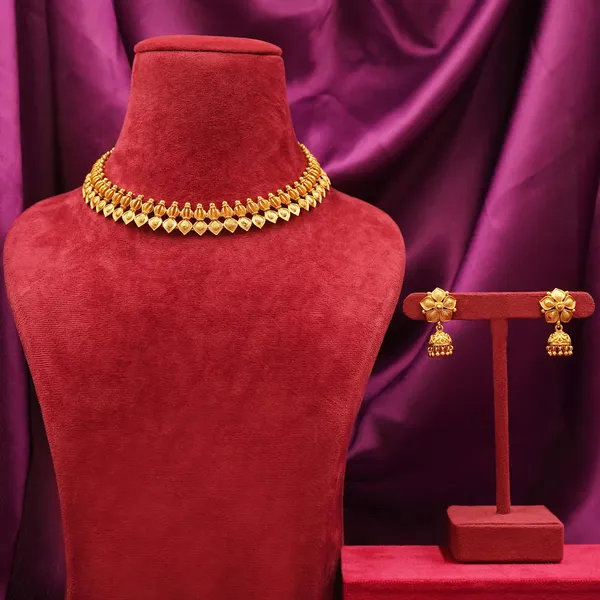 Yellow_Brass_Premium_And_Elegant_Necklace__For_Women