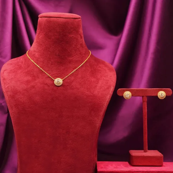 Yellow_Brass_Premium_And_Elegant_Necklace__For_Women