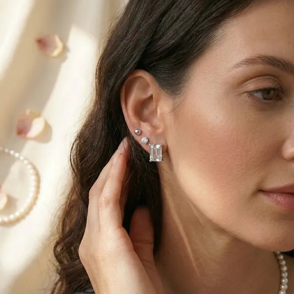 Rhodium_Brass_Premium_And_Elegant_Earrings_For_Women