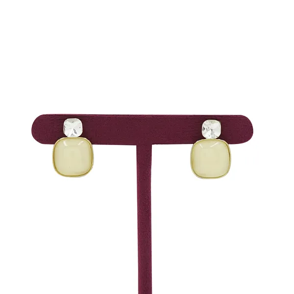 Yellow_Brass_Premium_And_Elegant_Earrings_For_Women