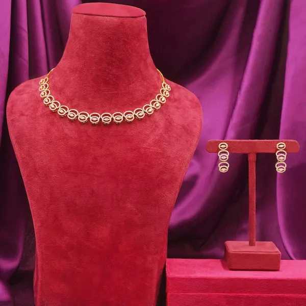 Yellow_Brass_Premium_And_Elegant_Necklace__For_Women