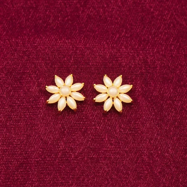 Yellow_Brass_Premium_And_Elegant_Earrings_For_Women