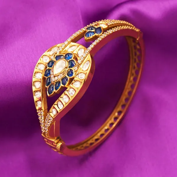 Yellow_Brass_Premium_And_Elegant_Bangle_For_Women