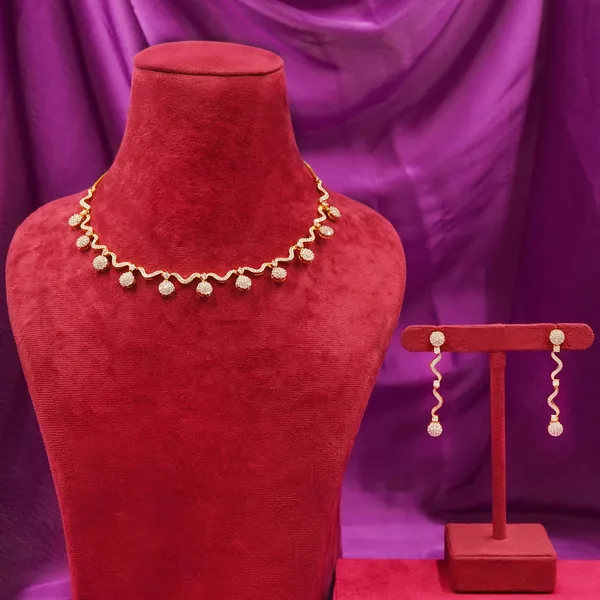 Yellow_Brass_Premium_And_Elegant_Necklace__For_Women