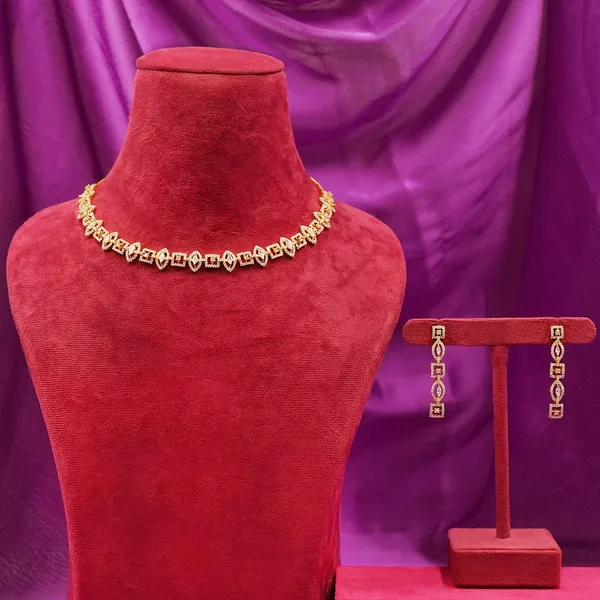 Yellow_Brass_Premium_And_Elegant_Necklace__For_Women