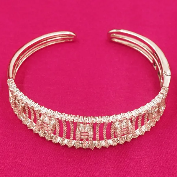 White_Brass_Premium_And_Elegant_Bangle_For_Women