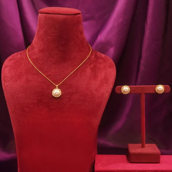 Yellow_Brass_Premium_And_Elegant_Necklace__For_Women