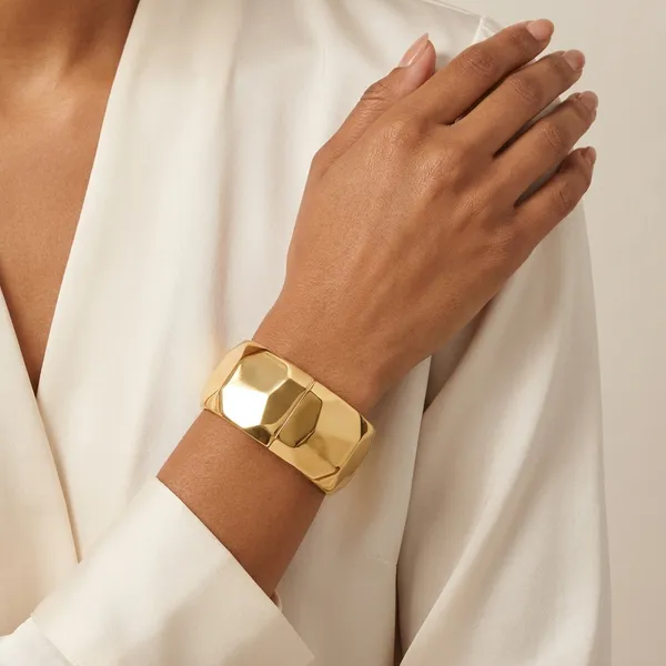 Yellow_Brass_Premium_And_Elegant_Bangle_For_Women