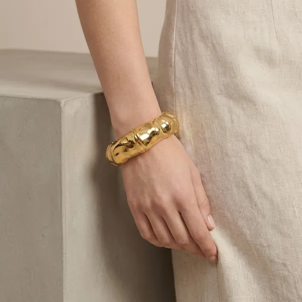 Yellow_Brass_Premium_And_Elegant_Bangle_For_Women