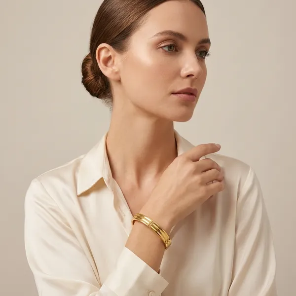 Yellow_Brass_Premium_And_Elegant_Bangle_For_Women