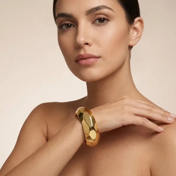 Yellow_Brass_Premium_And_Elegant_Bangle_For_Women