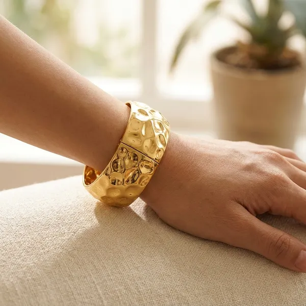 Yellow_Brass_Premium_And_Elegant_Bangle_For_Women