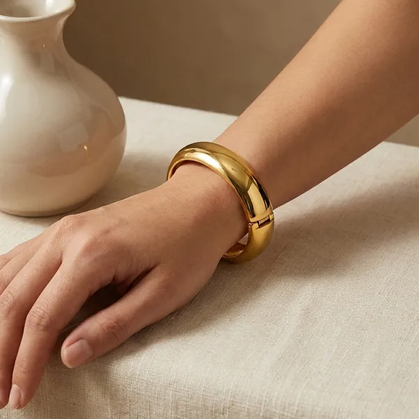 Yellow_Brass_Premium_And_Elegant_Bangle_For_Women