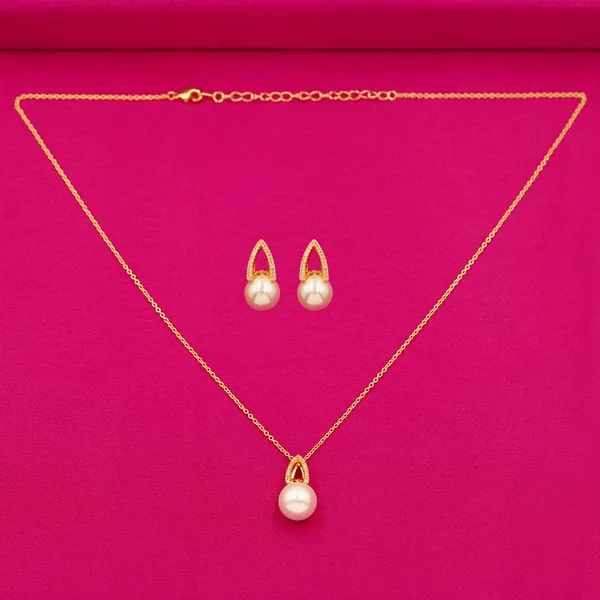 Yellow_Brass_Premium_And_Elegant_Necklace__For_Women
