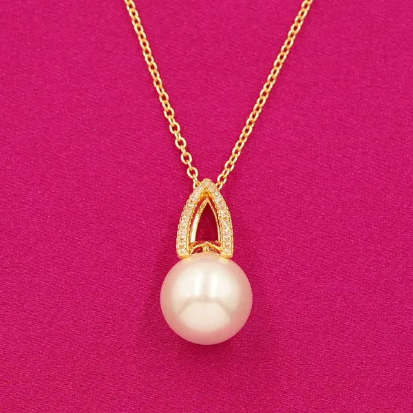 Yellow_Brass_Premium_And_Elegant_Necklace__For_Women