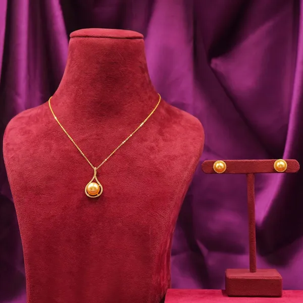 Yellow_Brass_Premium_And_Elegant_Necklace__For_Women