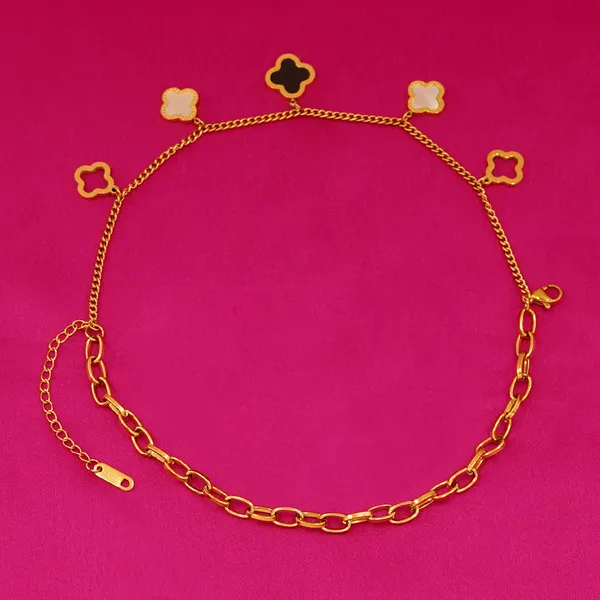 Yellow_Brass_Premium_And_Elegant_Bracelet_For_Women