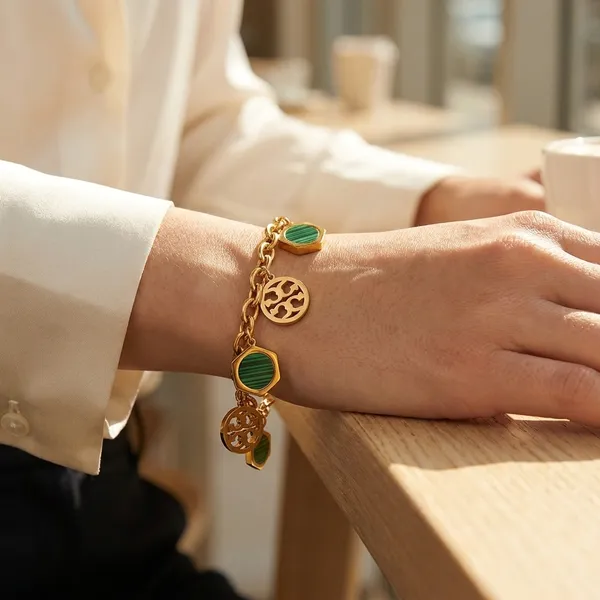 Yellow_Brass_Premium_And_Elegant_Bracelet_For_Women
