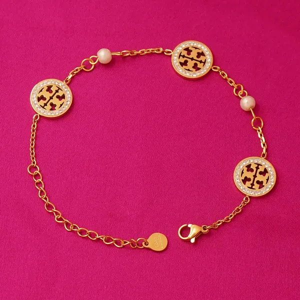 Yellow_Brass_Premium_And_Elegant_Bracelet_For_Women