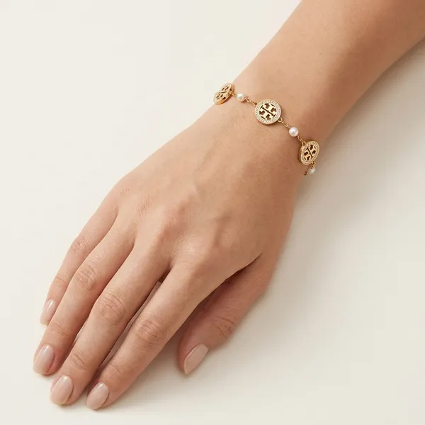 Yellow_Brass_Premium_And_Elegant_Bracelet_For_Women