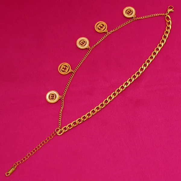 Yellow_Brass_Premium_And_Elegant_Bracelet_For_Women