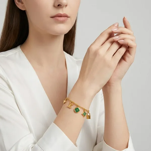 Yellow_Brass_Premium_And_Elegant_Bracelet_For_Women
